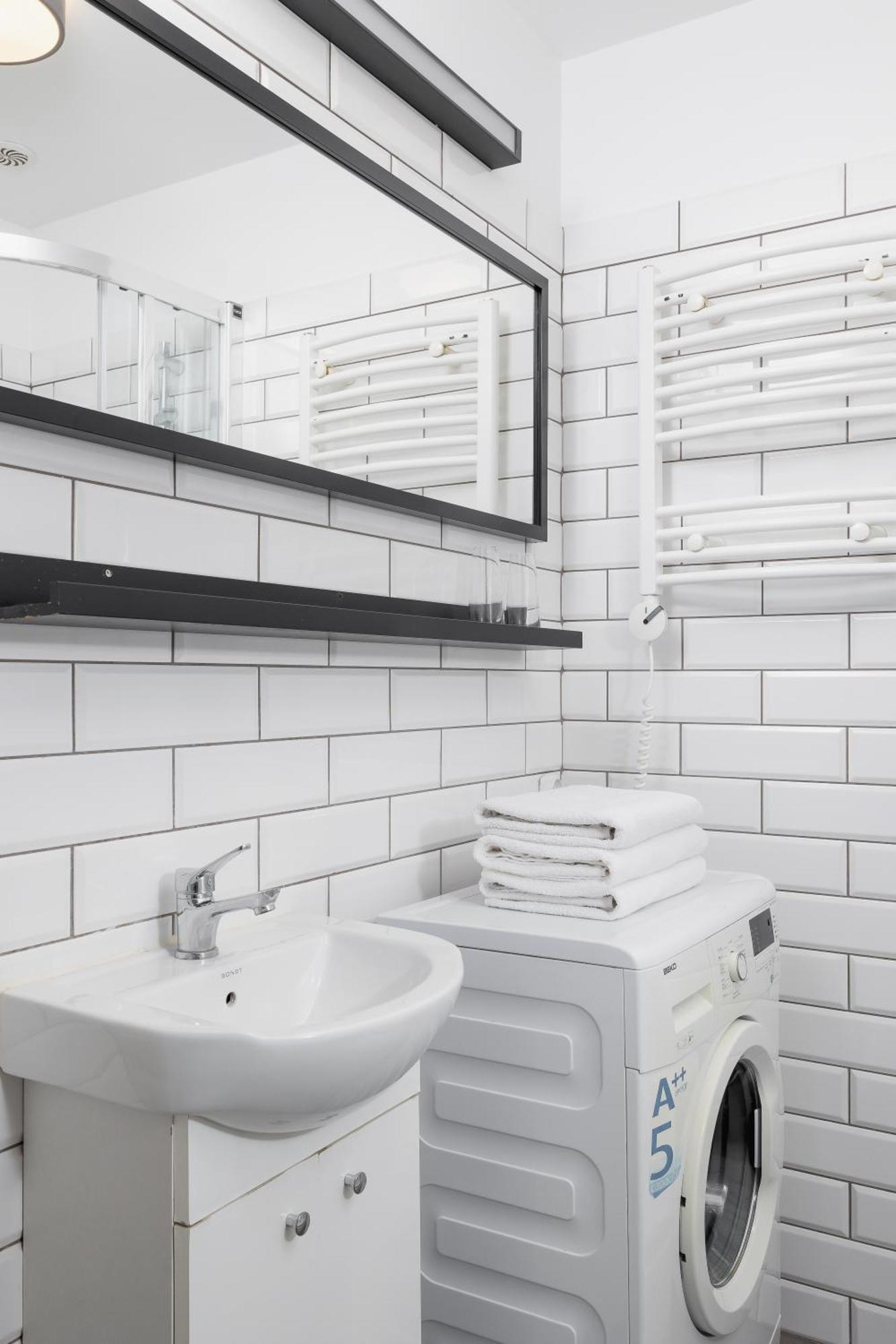 2-Bedroom Apartment - Dluga 65 Street Краков Экстерьер фото