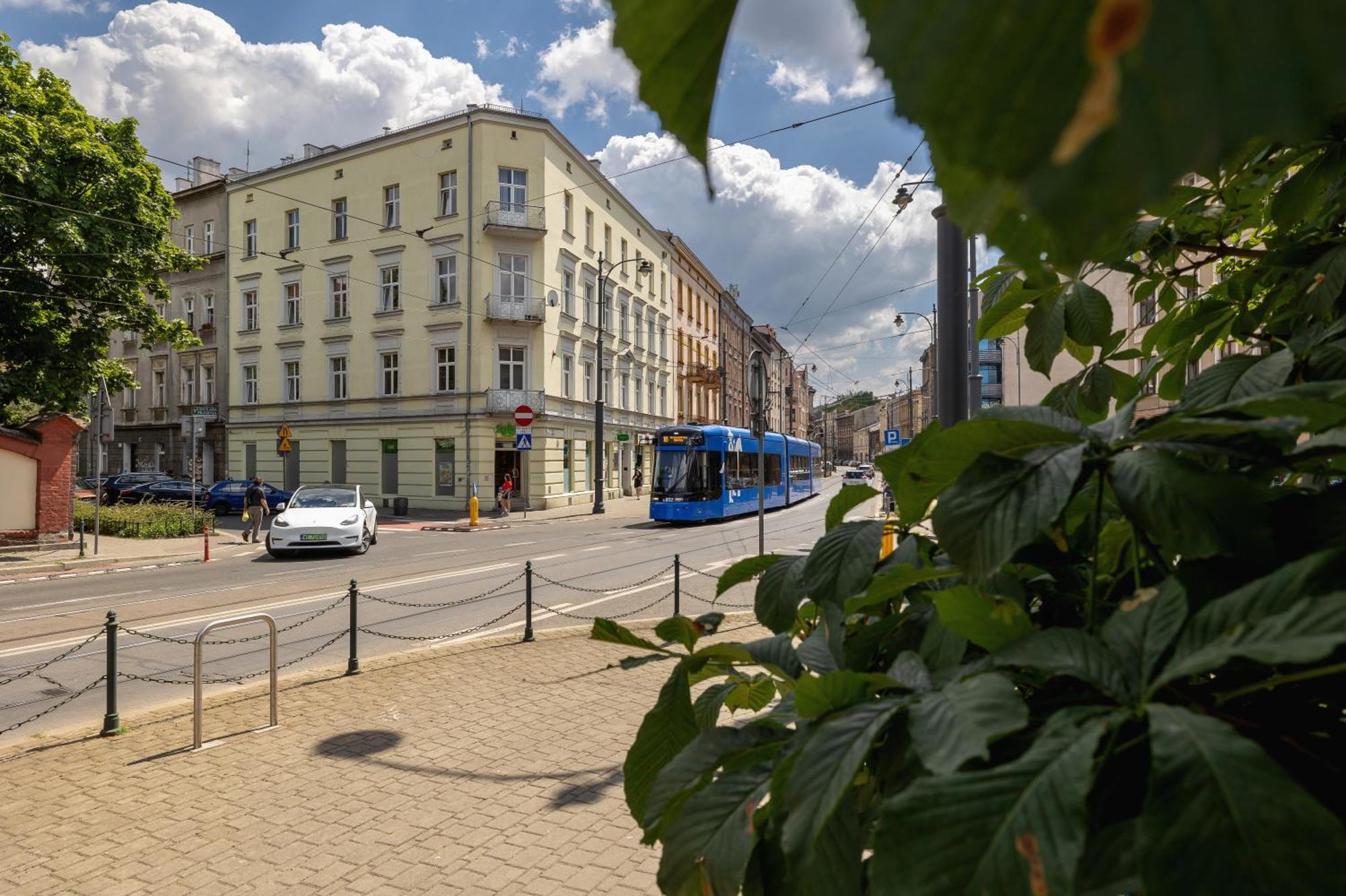 2-Bedroom Apartment - Dluga 65 Street Краков Экстерьер фото